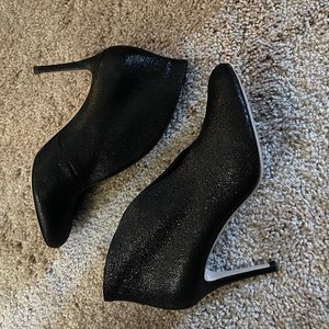 Authentic NWT Gianvito Rossi Leather ankle boots size 37.5